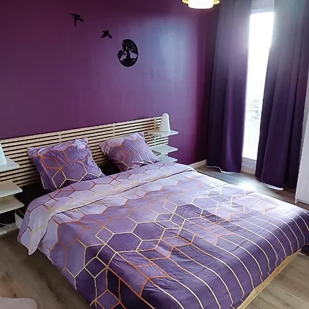 Super 6 Voyageurs Hyper Centre Apartment *