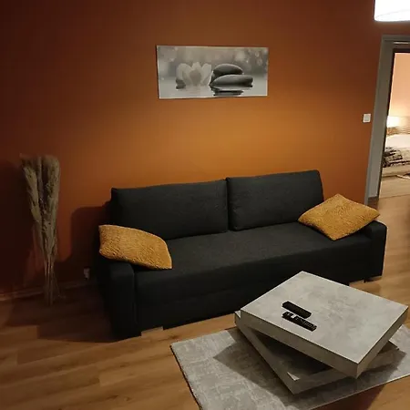 Super 6 Voyageurs Hyper Centre Apartment